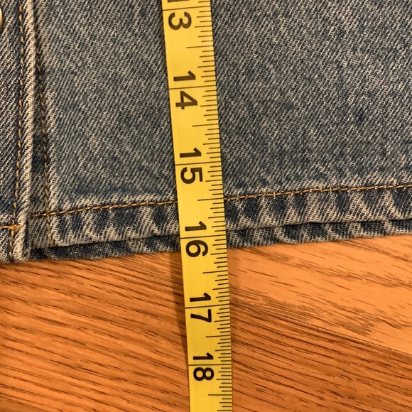 Levi’s Like New EUC Button Front Denim Mini Skirt - Picture 14 of 15